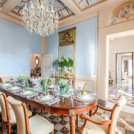 Luxury With Pool In Lucca Villa