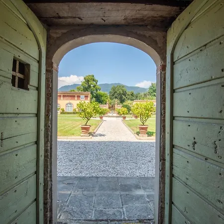Luxury With Pool In Lucca Villa Capannori