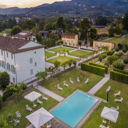 Luxury With Pool In Lucca *