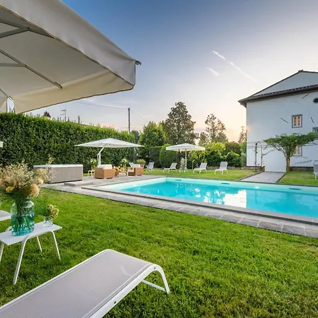 Luxury With Pool In Lucca Capannori