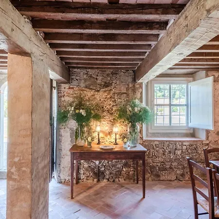 Luxury With Pool In Lucca Villa